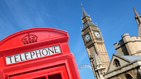 picture of a phone box